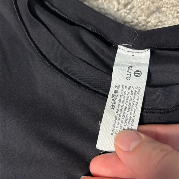 Lululemon Crewneck Cropped T-Shirt Black W3HPQS - Picture 4 of 5